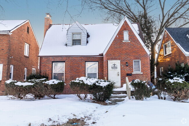 Building Photo - 10464 Roxbury St Rental