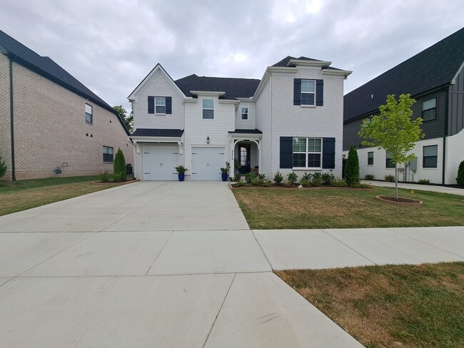 Photo - 3274 Sassafras Ln