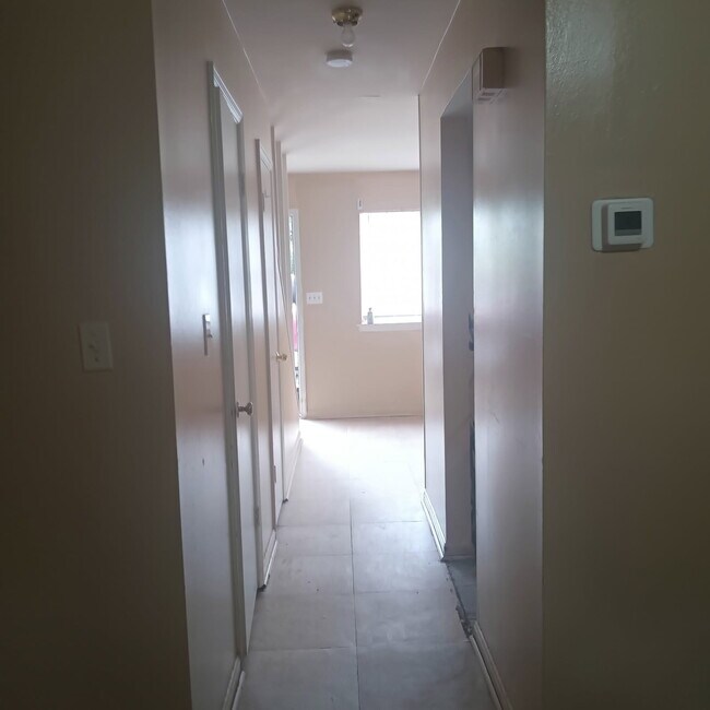 Photo - 901 Orange St