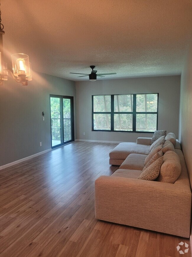 Building Photo - 6175 S Mirror Lake Dr Unit 208 Rental