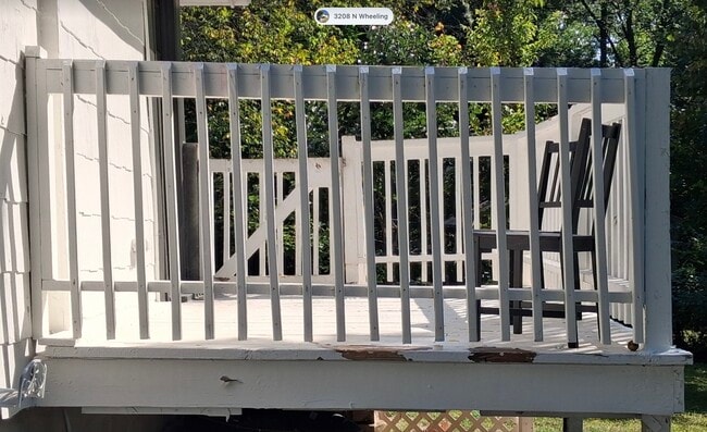 5208 N Wheeling Ave