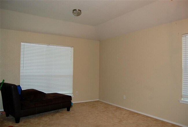 Photo - Great Location!