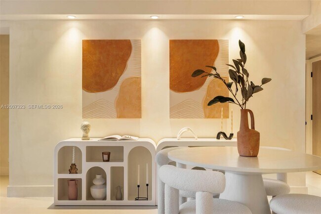 Photo - 2301 Collins Ave Unit 526