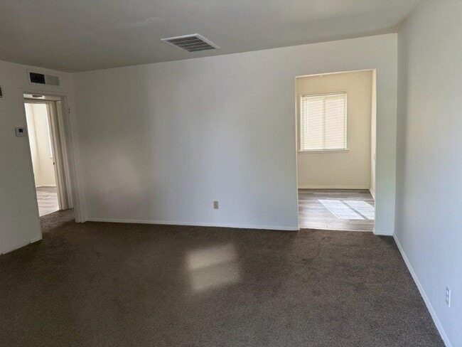 Photo - 1113 Glade St