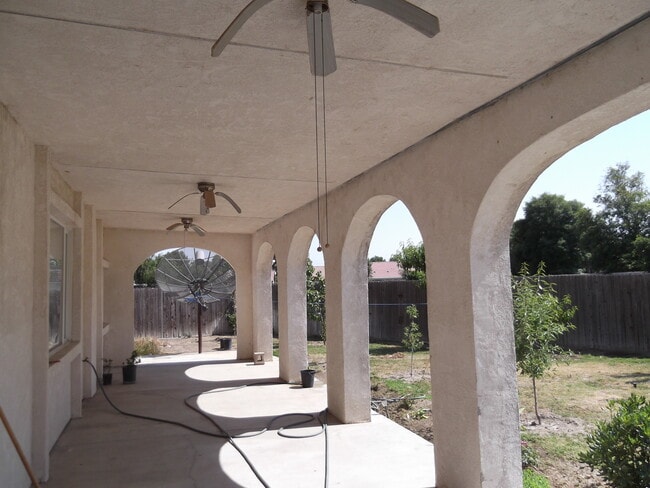 Photo - 6209 Indian Peaks Ave