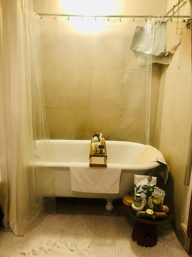 Photo - 547 Indiana Ave