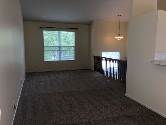 Photo - Great Home For Rent in Bellevue!