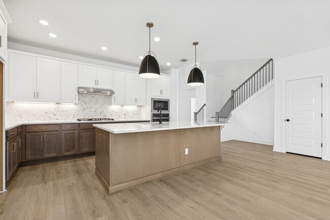 Photo - 279 Flowering Senna Dr