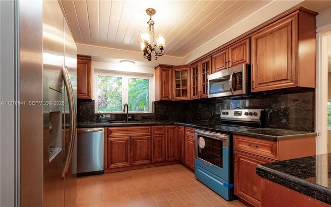 Photo - 1350 Mendavia Ave