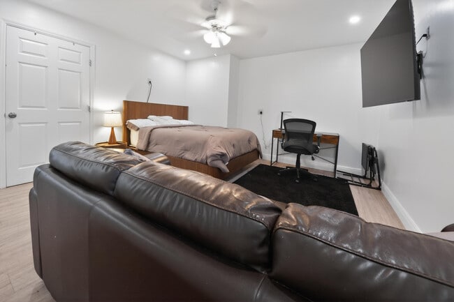 Photo - 10754 Tamis Trail Unit B