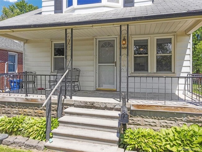 Photo - 15450 Lola Dr
