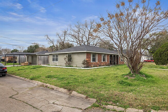 Photo - 5303 Heatherbrook Dr