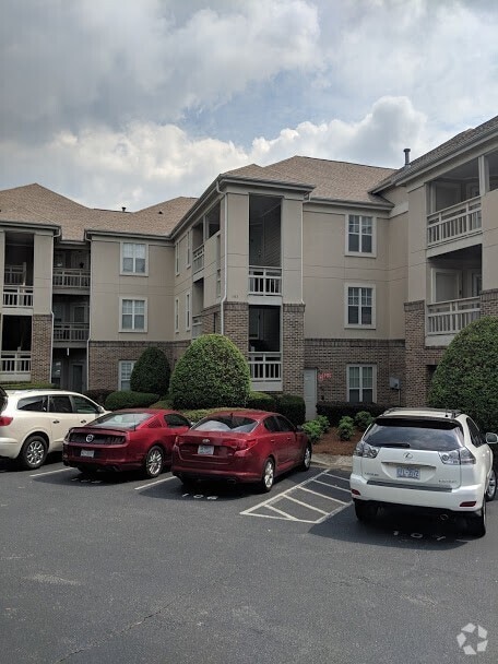 Building Photo - Three Bedroom Waterfront Condo Mooresville