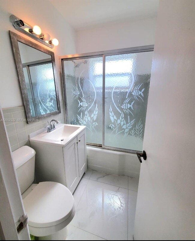 Photo - 1435 NE 179th St