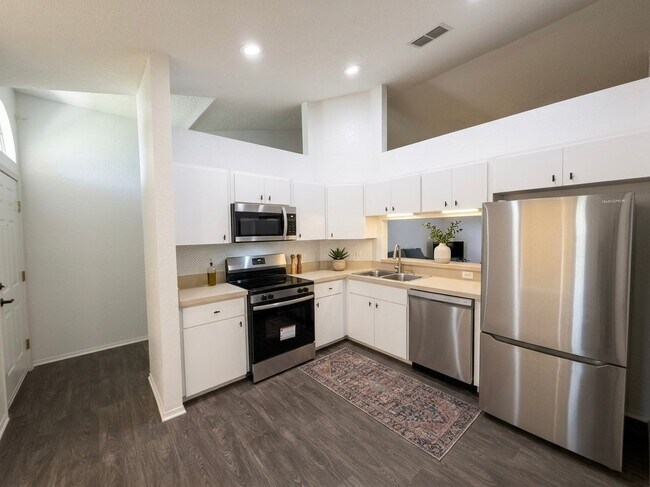 Photo - 3004 Wentworth Pl