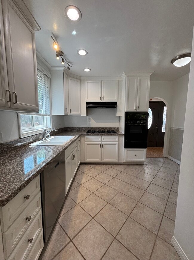 Photo - 22051 San Miguel St