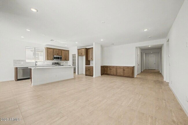 18347 W Villa Chula Ln