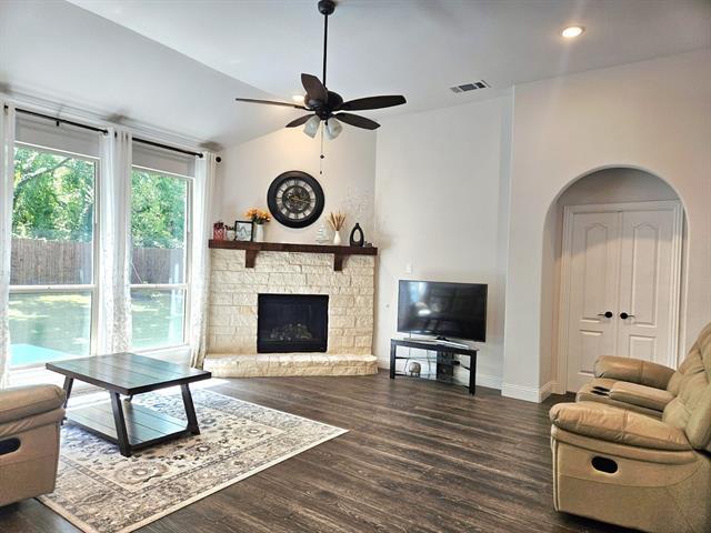 Photo - 5220 Troupe Rd