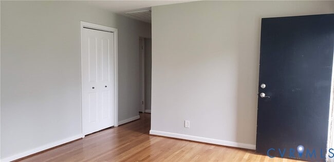 Photo - 2318 Leah Rd