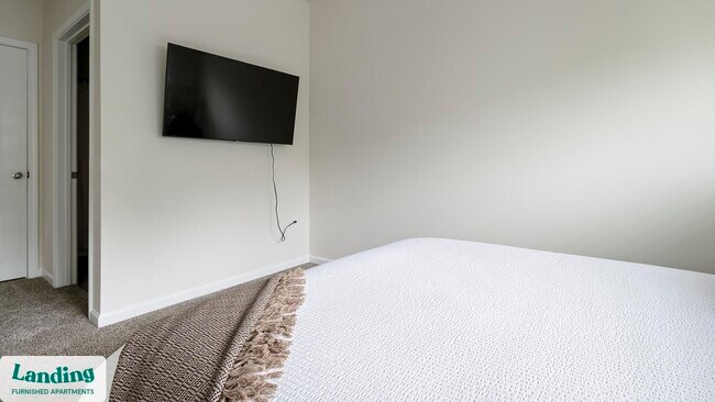 Photo - 170 Emery Ave NW Unidad 1030