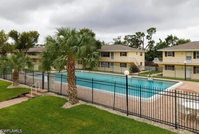 Photo - 3325 Arpt Rd S Unidad L3