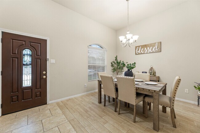 Photo - 2135 Harmon Crest Ct