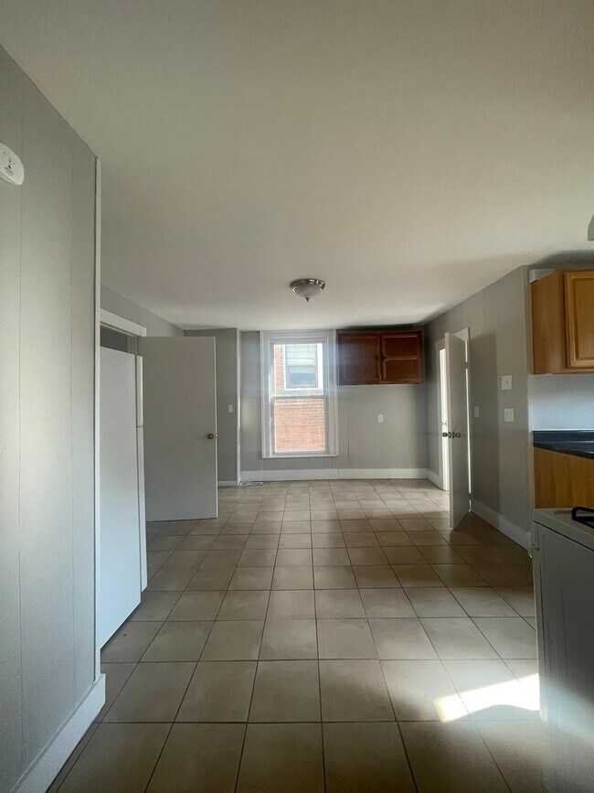 Photo - 135 Day St Unit 2