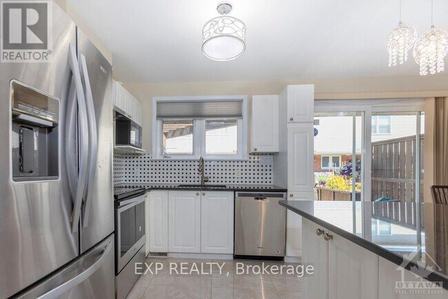 Photo - 259 Monterey Dr