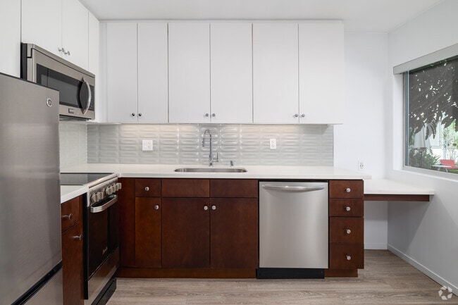 Studio - 400SF - Kitchen