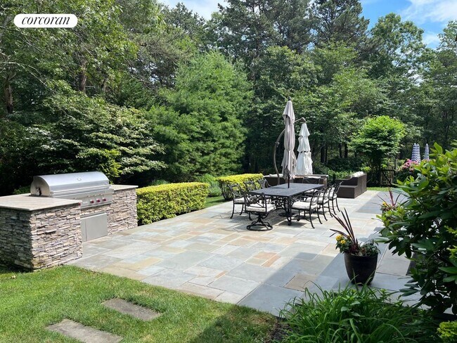 Photo - 3 Cherry Blossom Ln