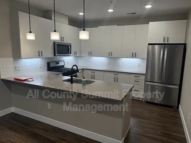 Photo - 2729 W 28th Ave