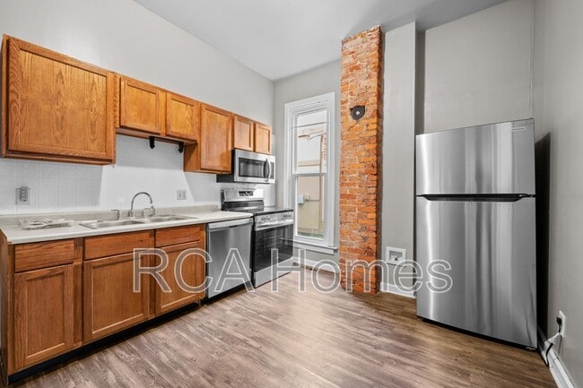 Photo - 1231 Pleasant St