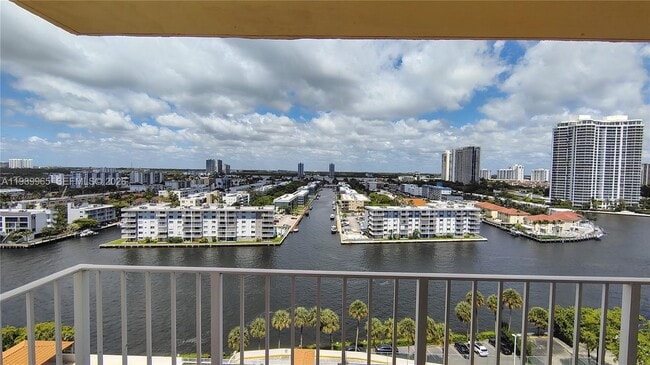 Photo - 290 174th St Unit 1507