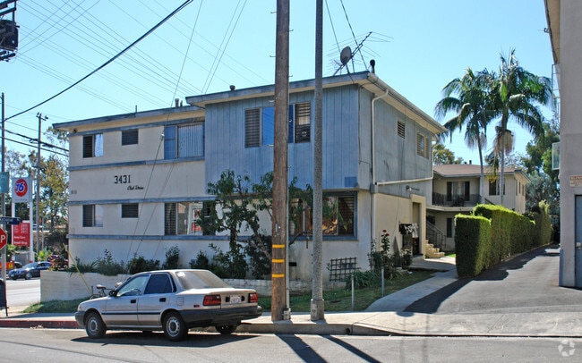 3431 Club Dr