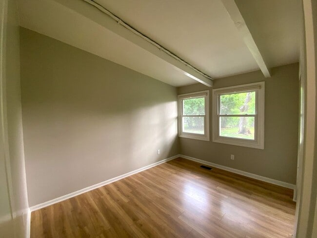 Photo - Charming 3 Bedroom Ranch in Heart of Upper Arlington