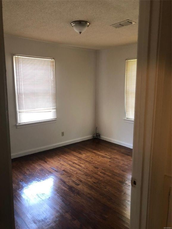 Photo - 2521 Clower St