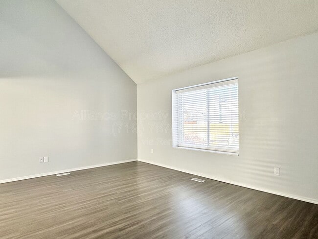 Photo - 3465 Kirkwood Dr