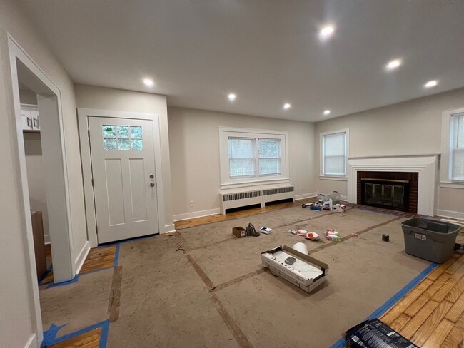 Photo - 481 Albany Shaker Rd