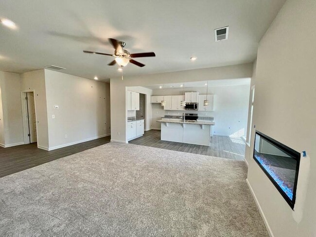 Photo - 1 Lyndhurst Dr