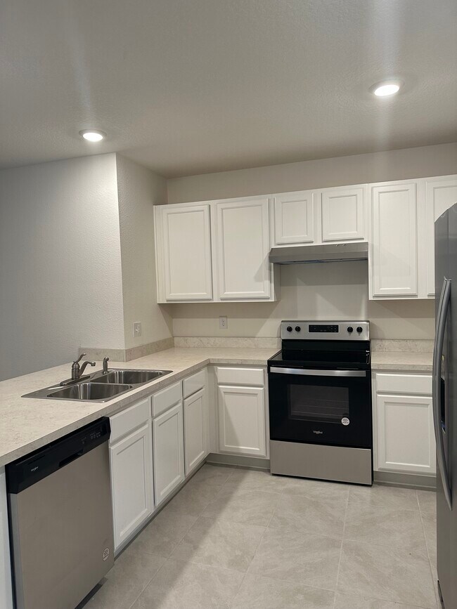 2632 Swooping Sparrow Dr House House Rental in St. Cloud, FL