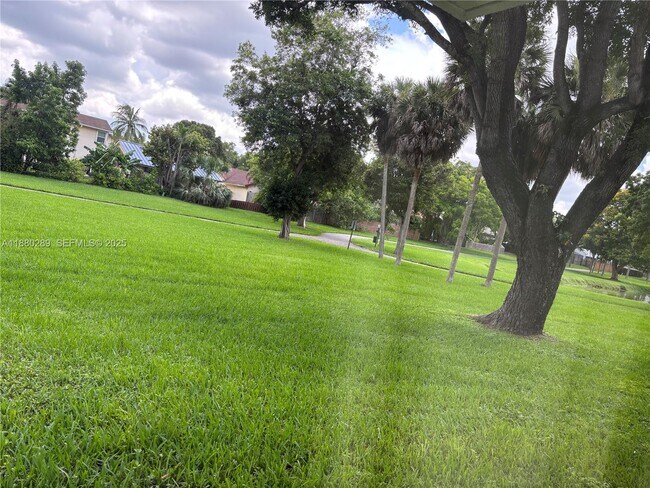 Photo - 10421 Mahogany Key Cir Unit 101