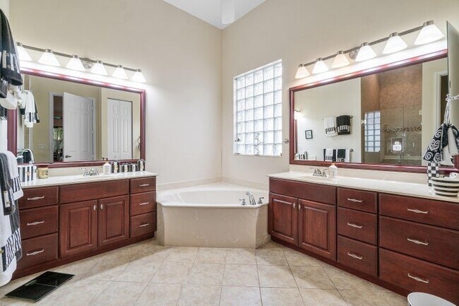 Photo - 12196 Landrum Way