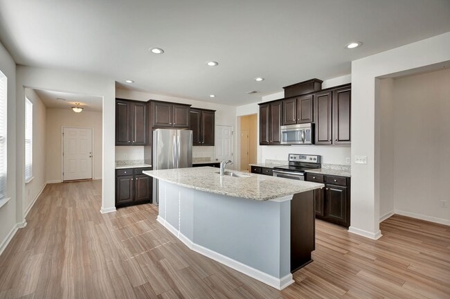 Photo - Beautiful 3-Bed Drakesborough Home with Do...