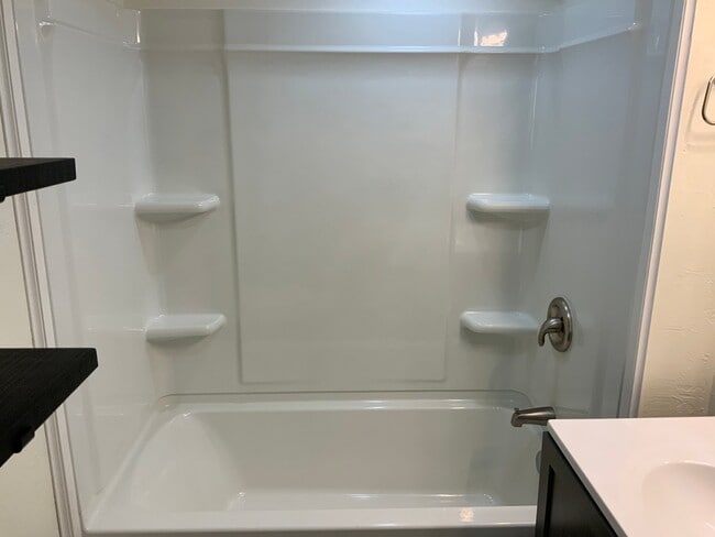 Photo - 1709 N Helen St