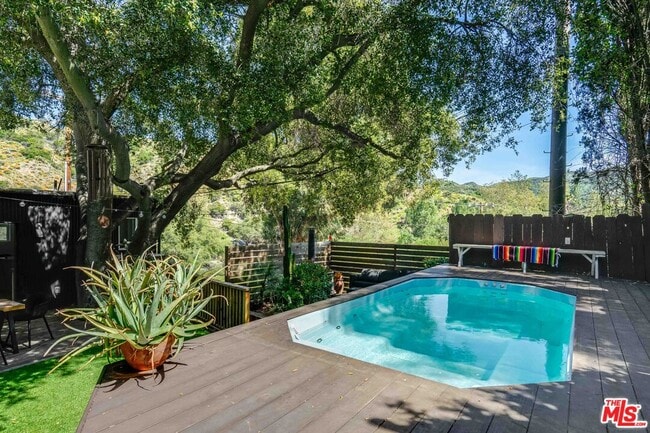 Photo - 20402 Paradise Ln