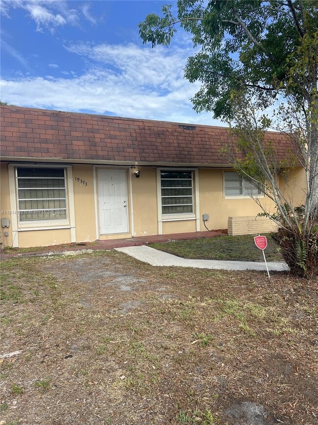 Photo - 19373 NW 28th Ct Casa