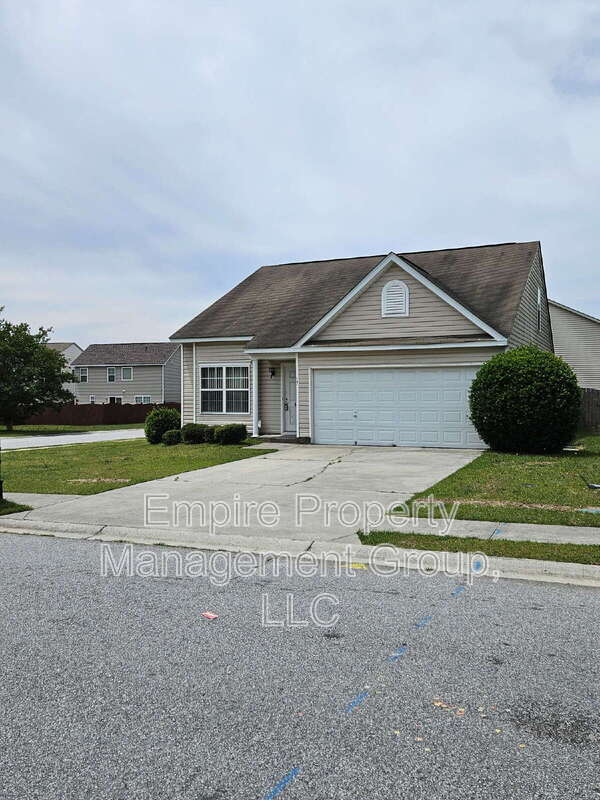 Photo - 401 Dukes Hill Rd