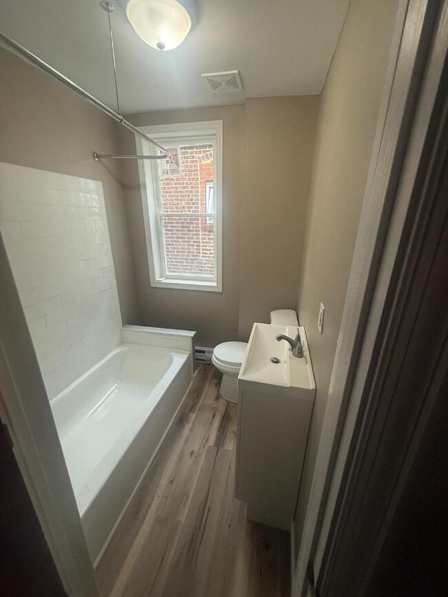 Photo - 2918 Aramingo Ave