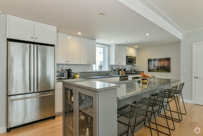 Building Photo - 335 W 2nd St Unit #16 Rental