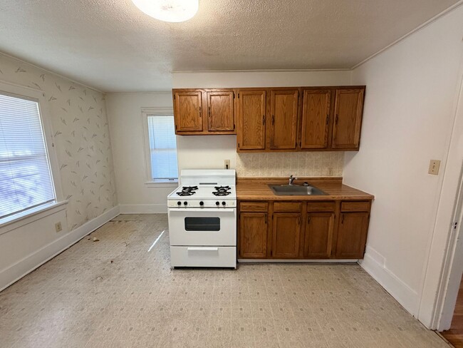 Photo - 409 29th St Unidad Upstairs